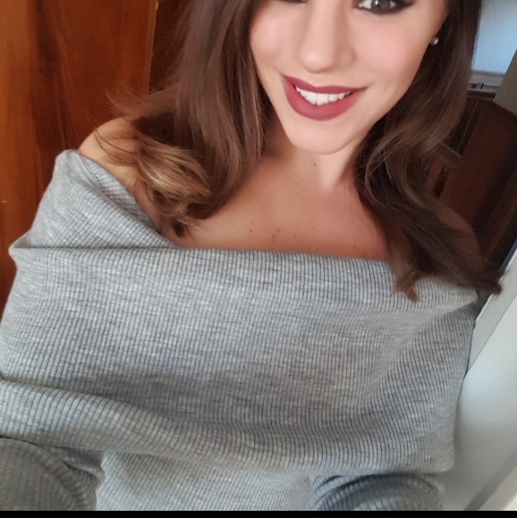 Babaton aritzia grey off the shoulder sweater - Picture 1 of 3